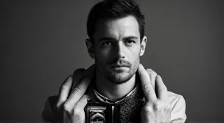 Famous Photographers and Their Favorite Antique Cameras